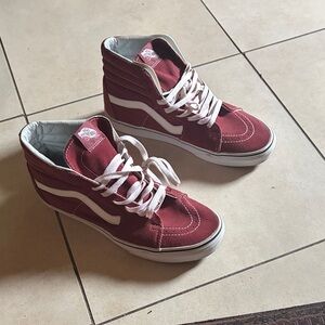 Vans High Top Sneakers in Burgundy with White Stripe
